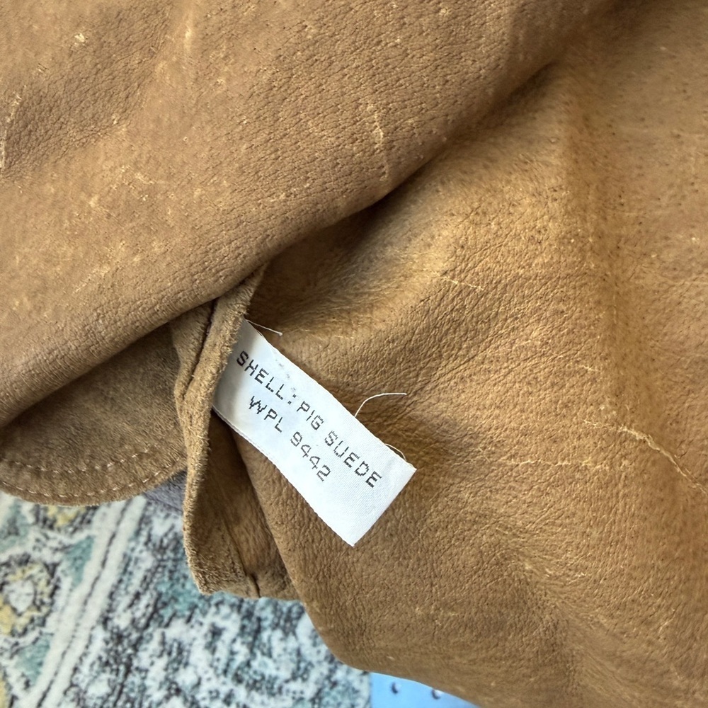 ✨ Vintage Suede Leather Vest – Made in Korea ✨ - Picture 4 of 4